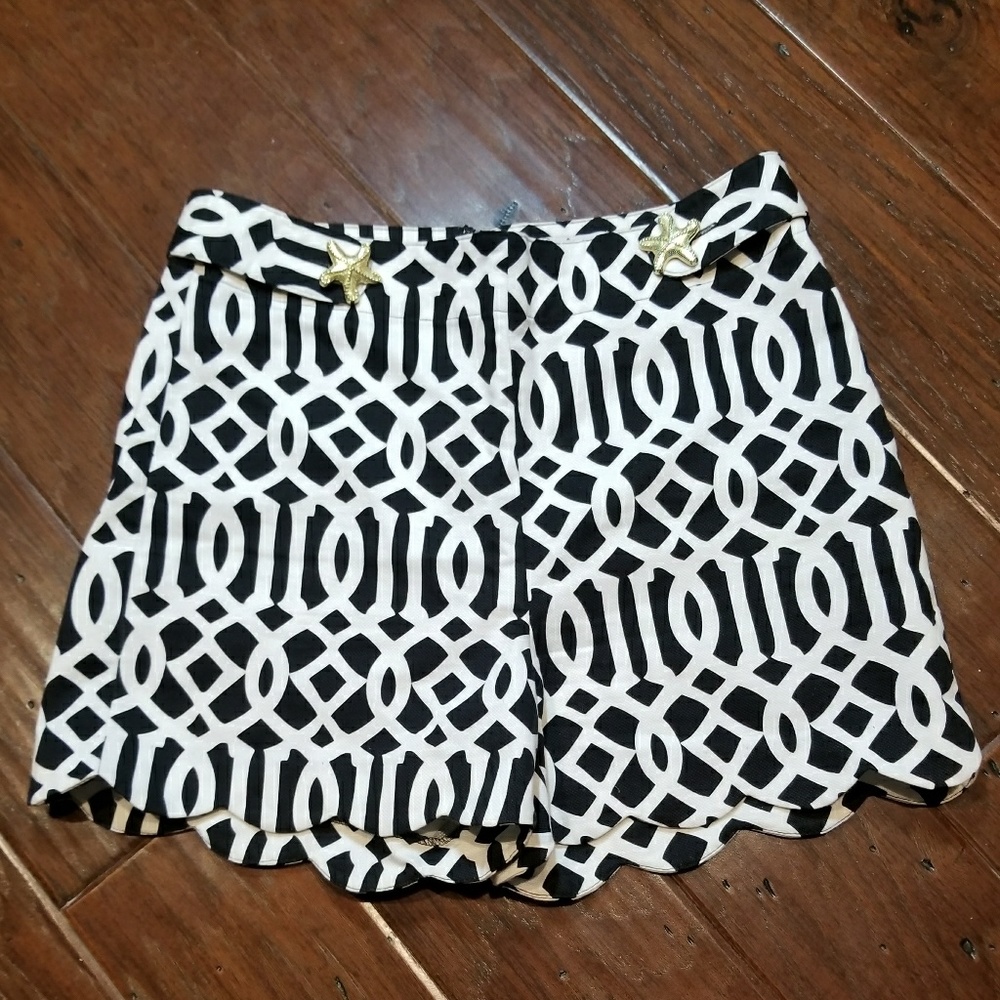 Black and white mudpie shorts - Picture 1 of 5